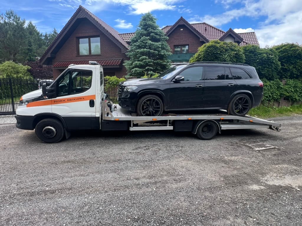 Transport auta premium na lawecie HELP-CAR Transport auta premium na lawecie HELP-CAR
